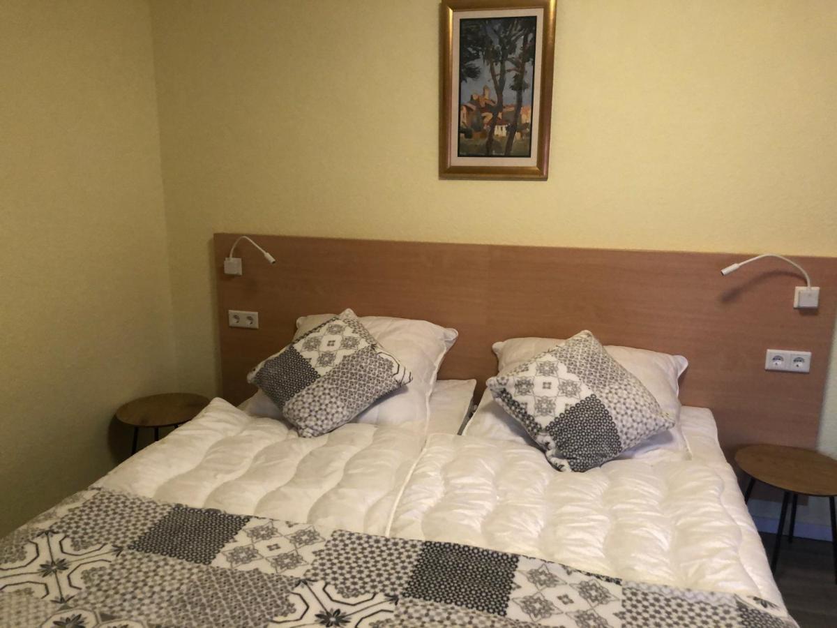 Limburger Mika & Garten & P & E-ladestation Homestay